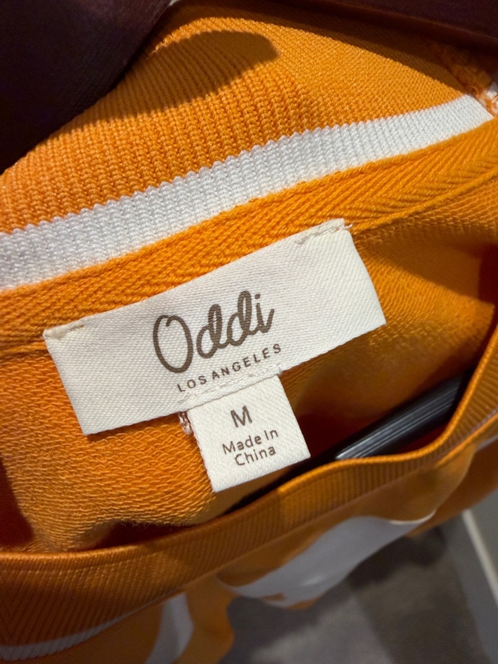 University of Tennessee T Orange Short Sleeve Sweatshirt/ish feeling Top - Picture 4 of 15